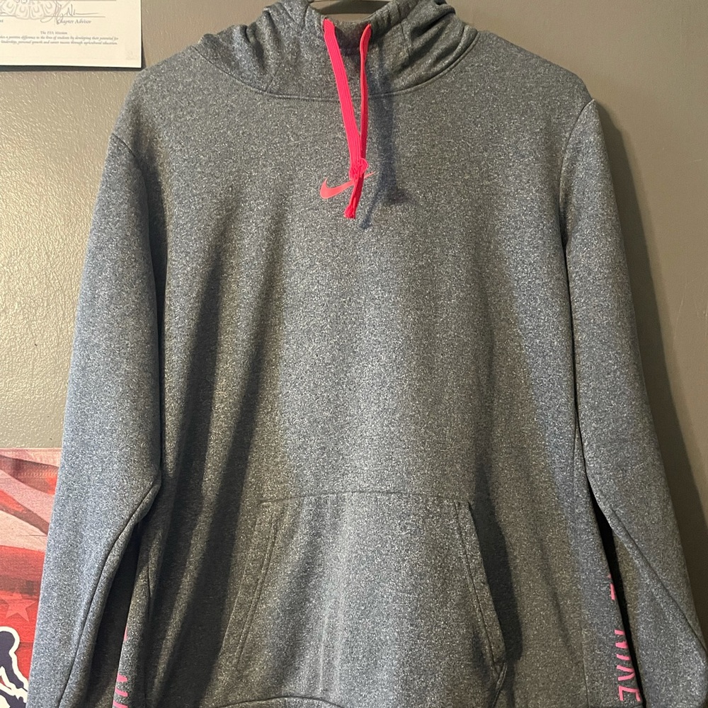 Nike Women’s sweatshirt